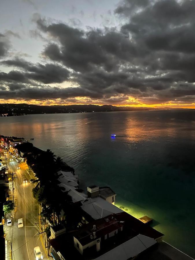 Deluxe Montego Bay Club Studio&Suites Exterior foto