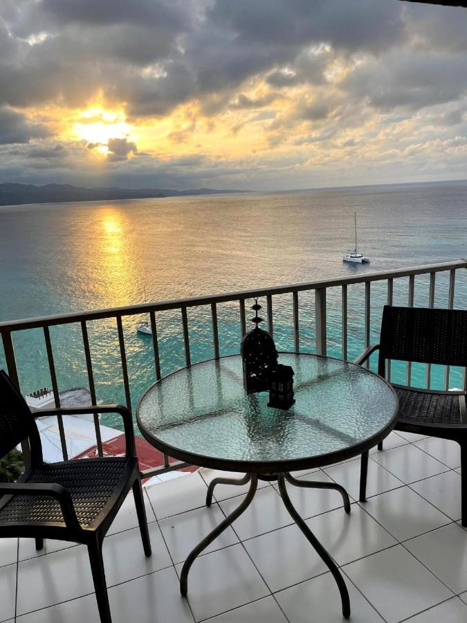 Deluxe Montego Bay Club Studio&Suites Exterior foto