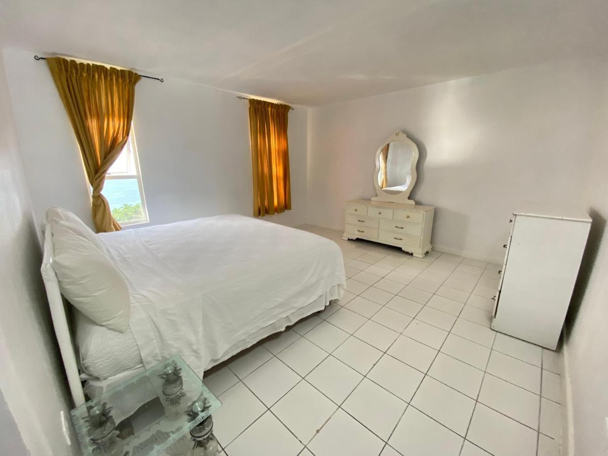 Deluxe Montego Bay Club Studio&Suites Exterior foto