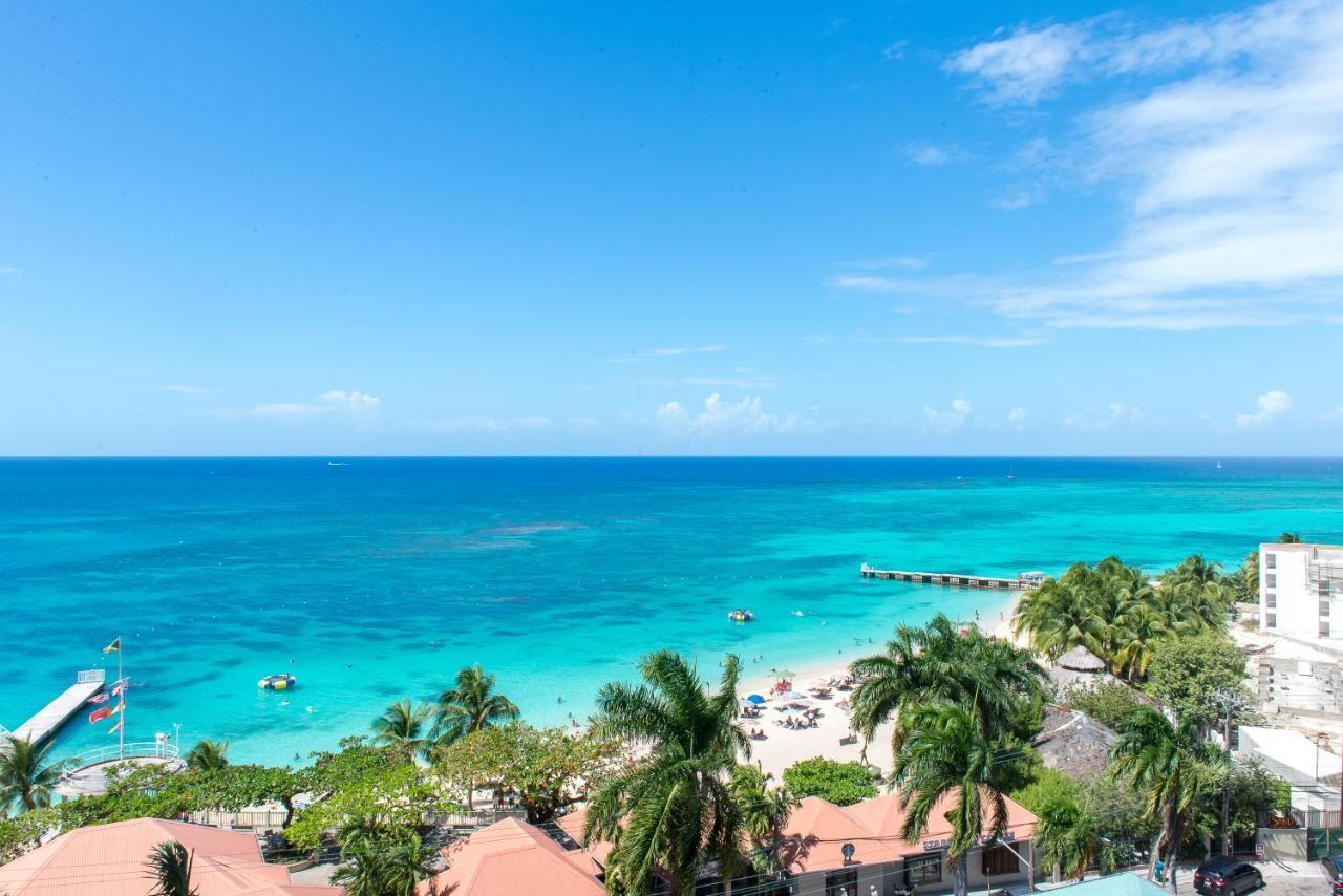 Deluxe Montego Bay Club Studio&Suites Exterior foto