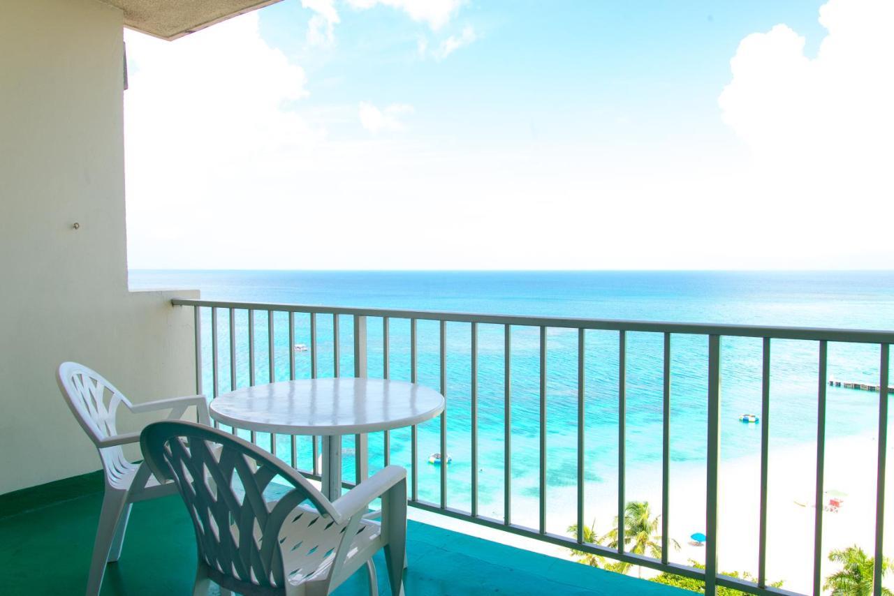 Deluxe Montego Bay Club Studio&Suites Exterior foto